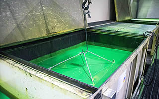 Liquid Penetrant in Dip Tank Liquid Penetrant in Dip Tank